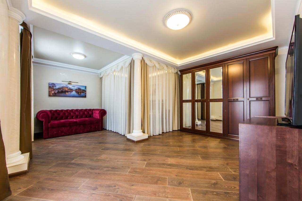 Шикарная Квартира Возле Костёла В Центре Kiev Extérieur photo
